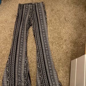Windsor women’s flare pants